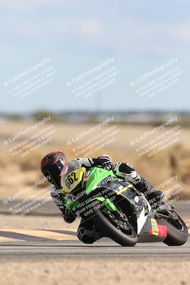 media/Nov-16-2025-Race Pace (Sun) [[8c5fa54630]]/Verified Riders/9-Turn 16 (150pm)/